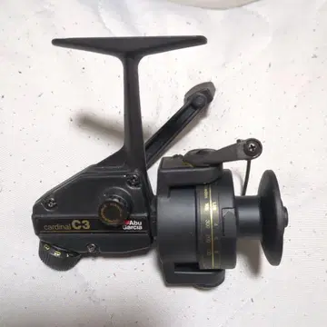 Abu Garcia Cardinal C3 스피닝 릴