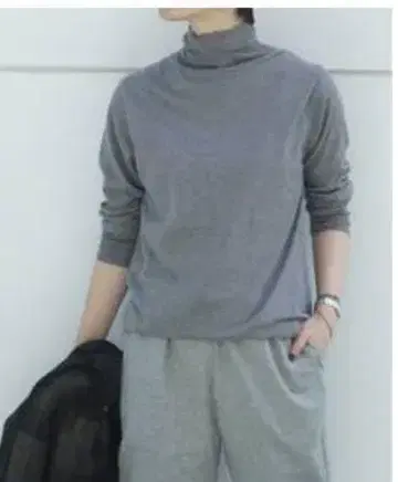 저널 스탠다드 럭스 C/Si/Ca 텐셀 터틀넥 풀오버