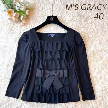 새상품급 M 사이즈 GRACY 리본 쉬폰 프릴 티셔츠 블랙 40