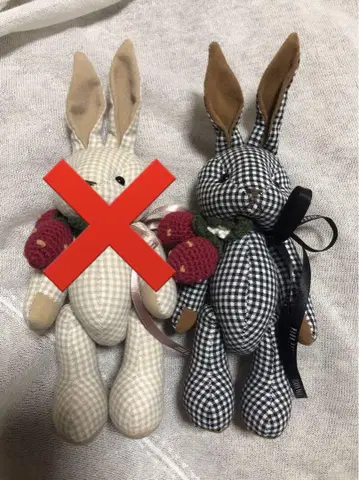 핑크하우스 토끼 브로치