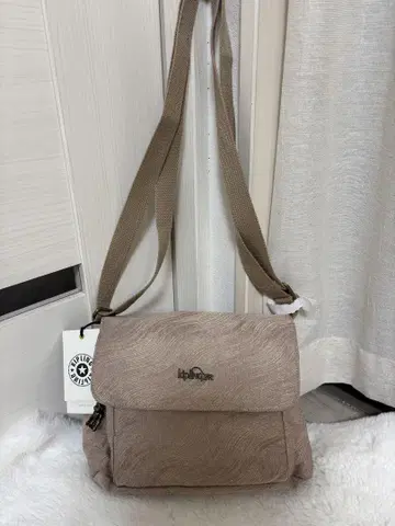 미사용 새상품 택 포함 키플링 숄더백 몽키 참 Kipling
