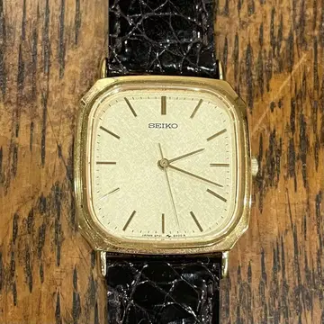 SEIKO 세이코 손목시계 5P30-5270