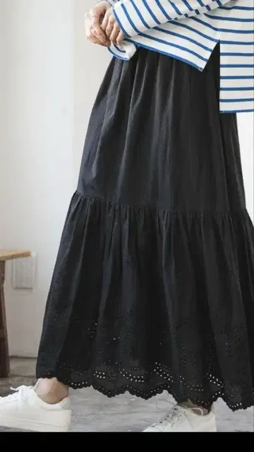 LEPSIM 자수 레이스 스커트 블랙