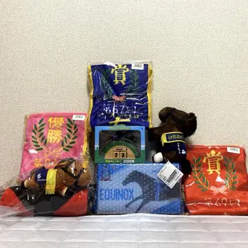 서러브레드 컬렉션 7세트 피규어, 머플러, 봉제 인형, 달력