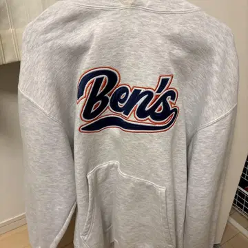 Ben's 그레이 후드 부착 후드티