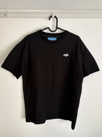 CODE47L 실리콘 탑 포함 셔츠