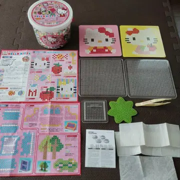HELLO KITTY 펄러비즈 세트