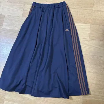 중고품 adidas 네이비 x 브라운 롱 스커트 XL