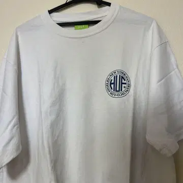HUF 화이트 티셔츠