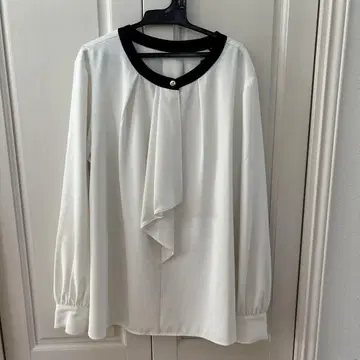 로페피크닉 보타이 블라우스 38