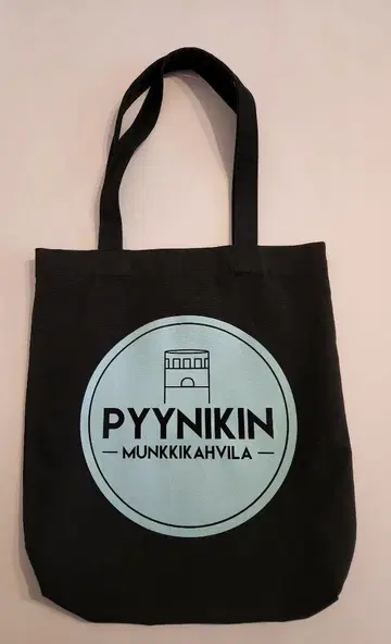 핀란드 PYYNIKIN MUNKKIKAHVILA 토트