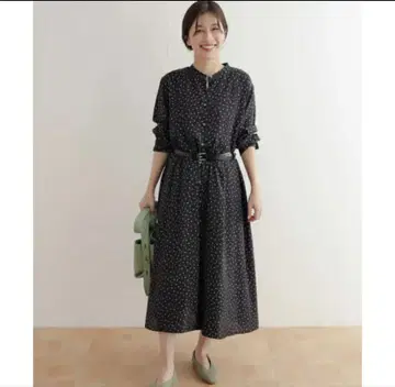 [ 미사용품 ] 어반 리서치 도어스 기하학 턱 원피스 M 네이비