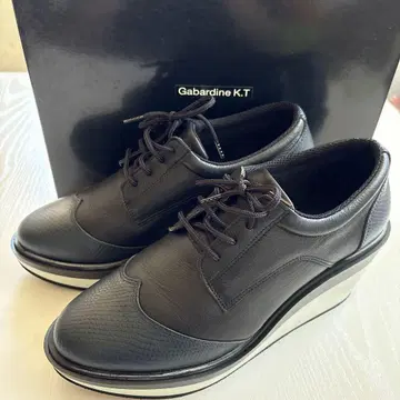 Gabardine K.T 힐 스니커즈