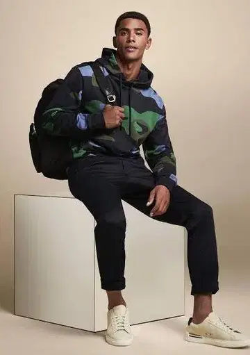 BOSS 휴고보스 디자인 후드티 다크 네이비