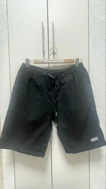 VANS 블랙 숏팬츠 L 사이즈