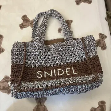 SNIDEL 패턴 편직 로고 토트백