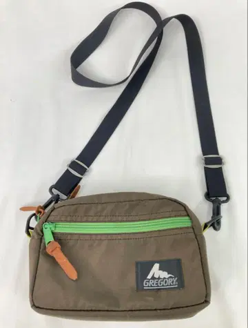 GREGORY(그레고리) 패디드 숄더 파우치 S