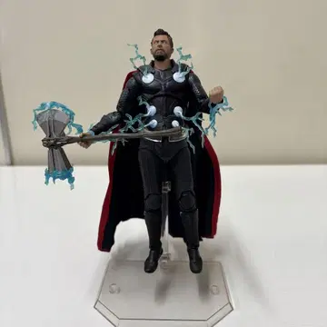 MAFEX 토르 인피니티 워