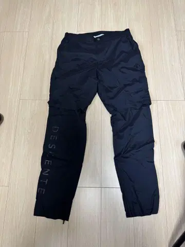 데상트 골프 레인 팬츠 L 블랙