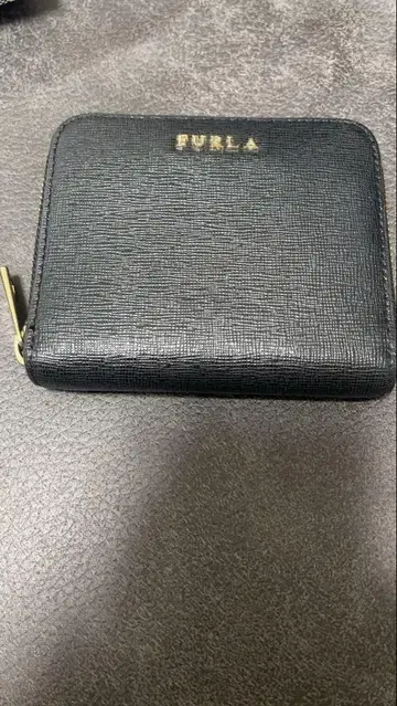 훌라 FURLA [ BABYLON ] 라운드 지퍼 지갑(블랙)