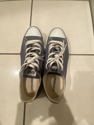 Converse 네이비 로우컷 스니커즈