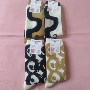 유니클로 x marimekko 히트텍 삭스 25-27cm 4족 세트
