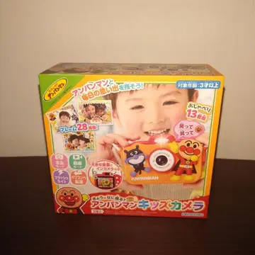 오늘은 뭘 찍을까? 호빵맨 키즈 카메라 아가츠마