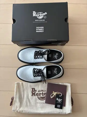 fragment Dr.Martens US8 화이트