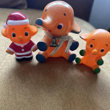 오렌지 컬러 캐릭터 3체 세트