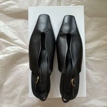 Curved Line Sling Back Heels