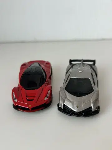토미카 LaFerrari & 람보르기니 베네노 세트