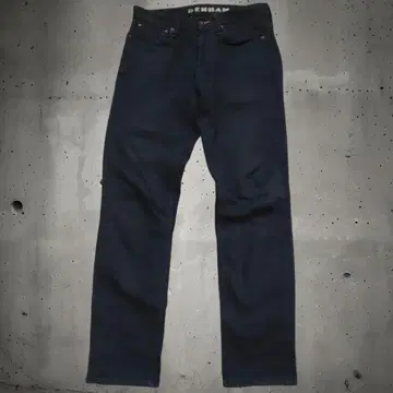 DENHAM RAZOR SLIM FIT 블랙 데님 팬츠 칸디아니