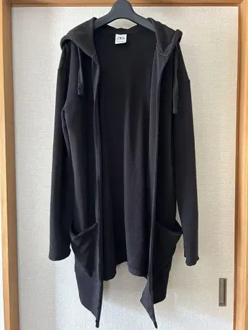 ZARA 블랙 후드 부착 가디건 S