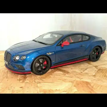벤틀리 블랙 에디션 콘티넨탈 GT 1/18