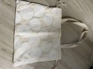 도트 무늬 토트백