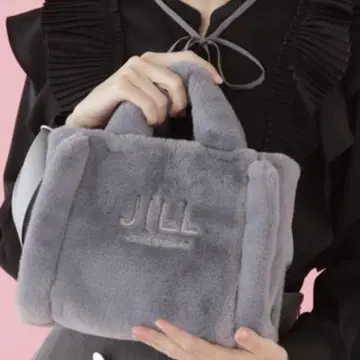질 바이 질 스튜어트 플러피 토트백