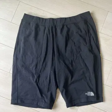 THE NORTH FACE 블랙 숏팬츠