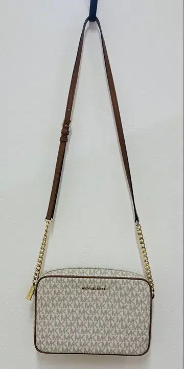 MICHAEL KORS MK 로고 숄더백