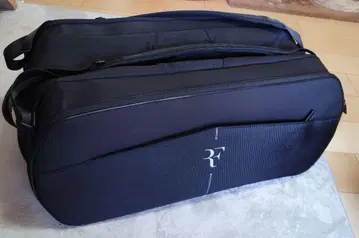 윌슨 라켓 백 RF 토너먼트
