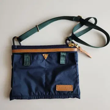 미사용 새상품 마스터 피스 LINK 사코슈