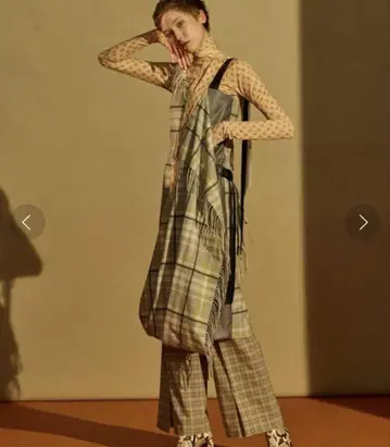 iRENE Fringe Scarf Dress 81400엔 점프 스커트