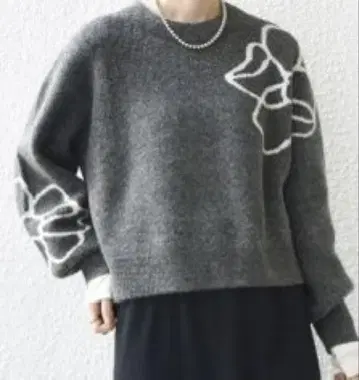 새상품 SHIPS 2024 FW 자카드 플라워 니트