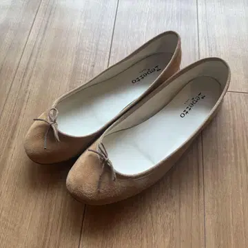 Repetto 카멜 발레 슈즈 40