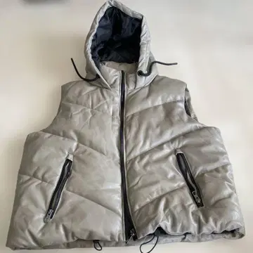 ZARA 후드 부착 베이지 베스트