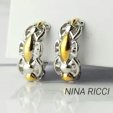 [컨디션 최상] NINA RICCI 니나리치 귀찌 리본 모티브 커브
