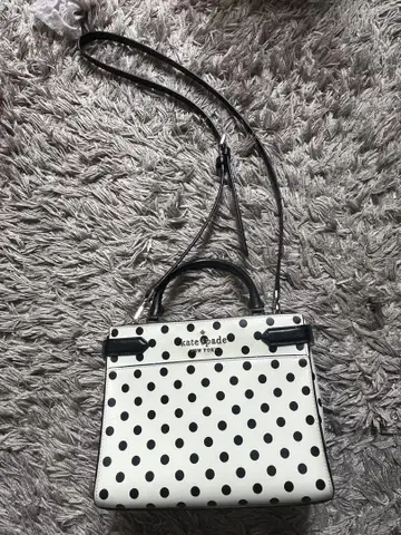 Kate Spade 도트 무늬 숄더백
