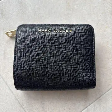 MARC JACOBS 블랙 접이식 지갑