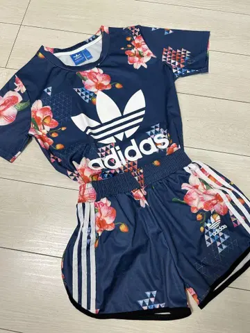 adidas 플로럴 셋업 L 사이즈 네이비