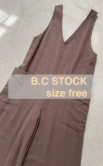 미사용 새상품 B.C STOCK 브라운 V 넥 올인원 프리 사이즈