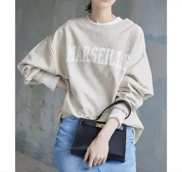 새상품급 슬로브 이에나 MARSEILLE 로고 맨투맨 내추럴